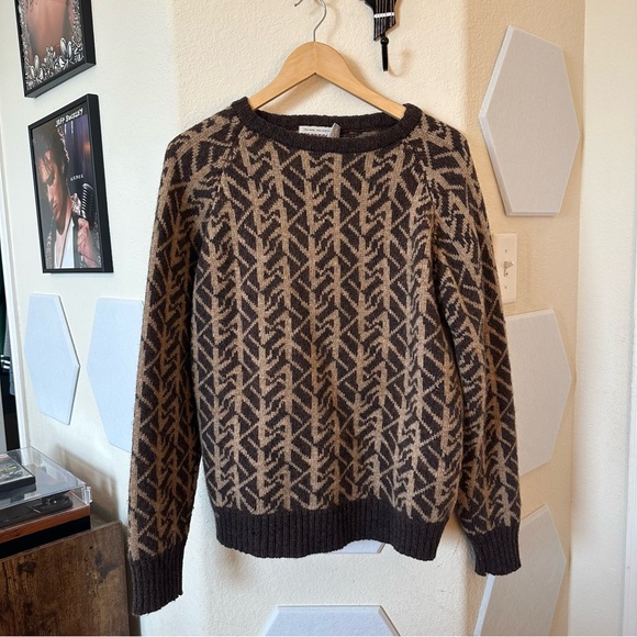Men’s Medium / Women’s XL Vintage Sweater - Picture 2 of 4